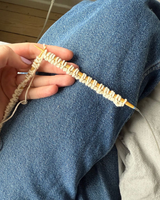 GAVEKORT TIL AXELKNIT - Axelknit