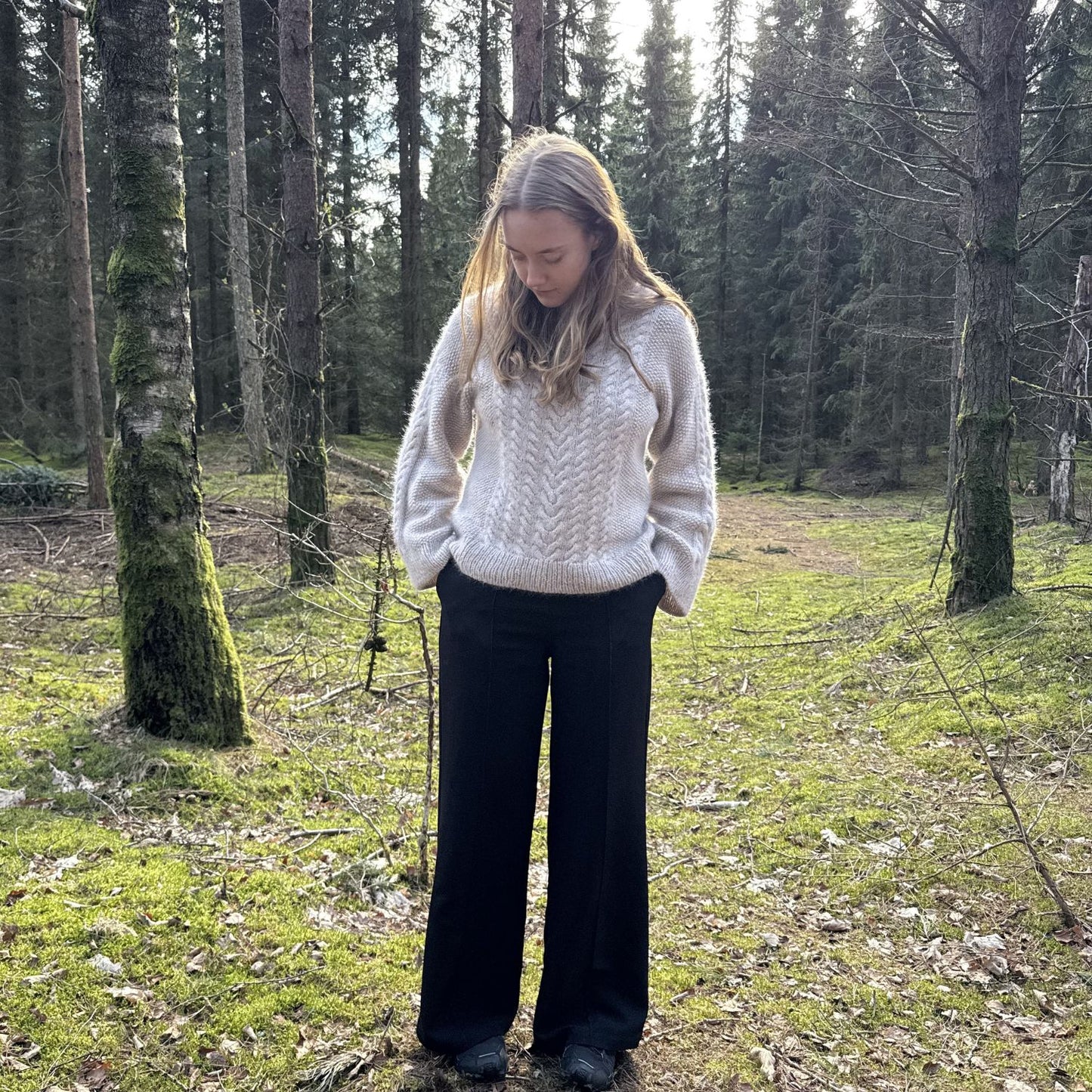 LUNA SWEATER