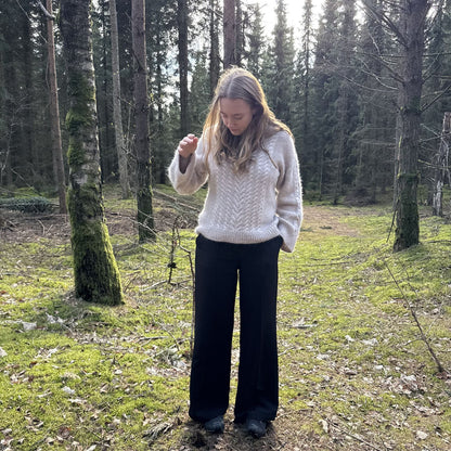 LUNA SWEATER