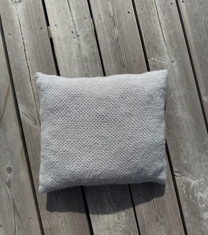 VIKTOR PILLOW