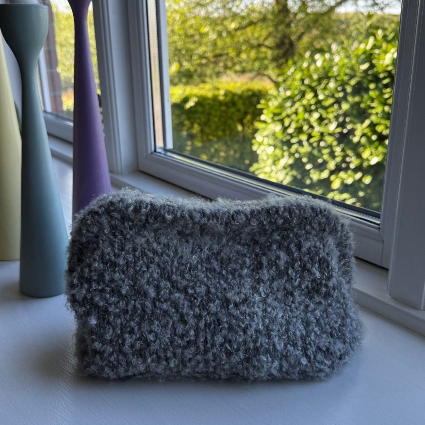 GUDRUN CLUTCH - Axelknit