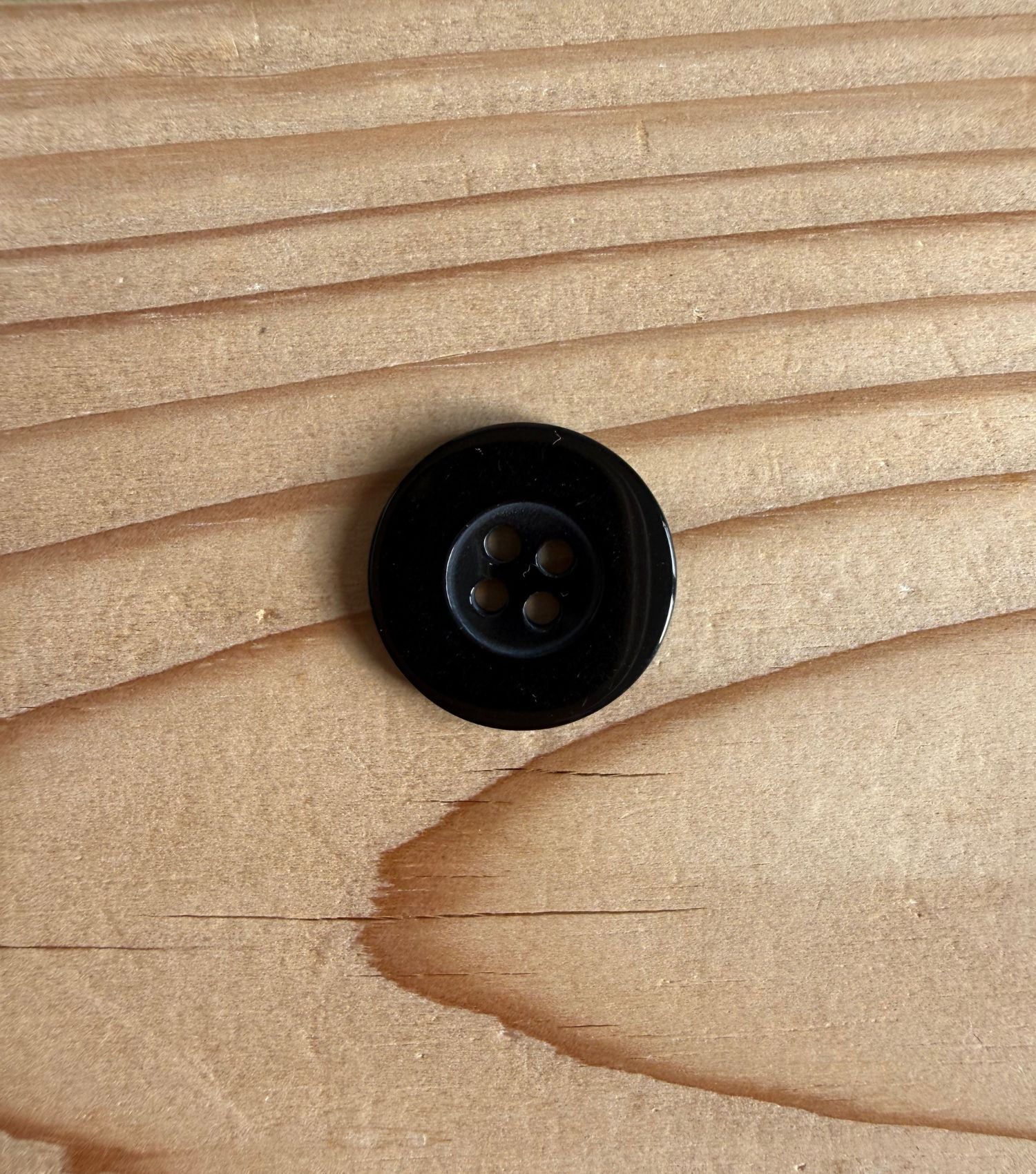 KNAPPER Ø15 MM - SORT 6 STK - Axelknit