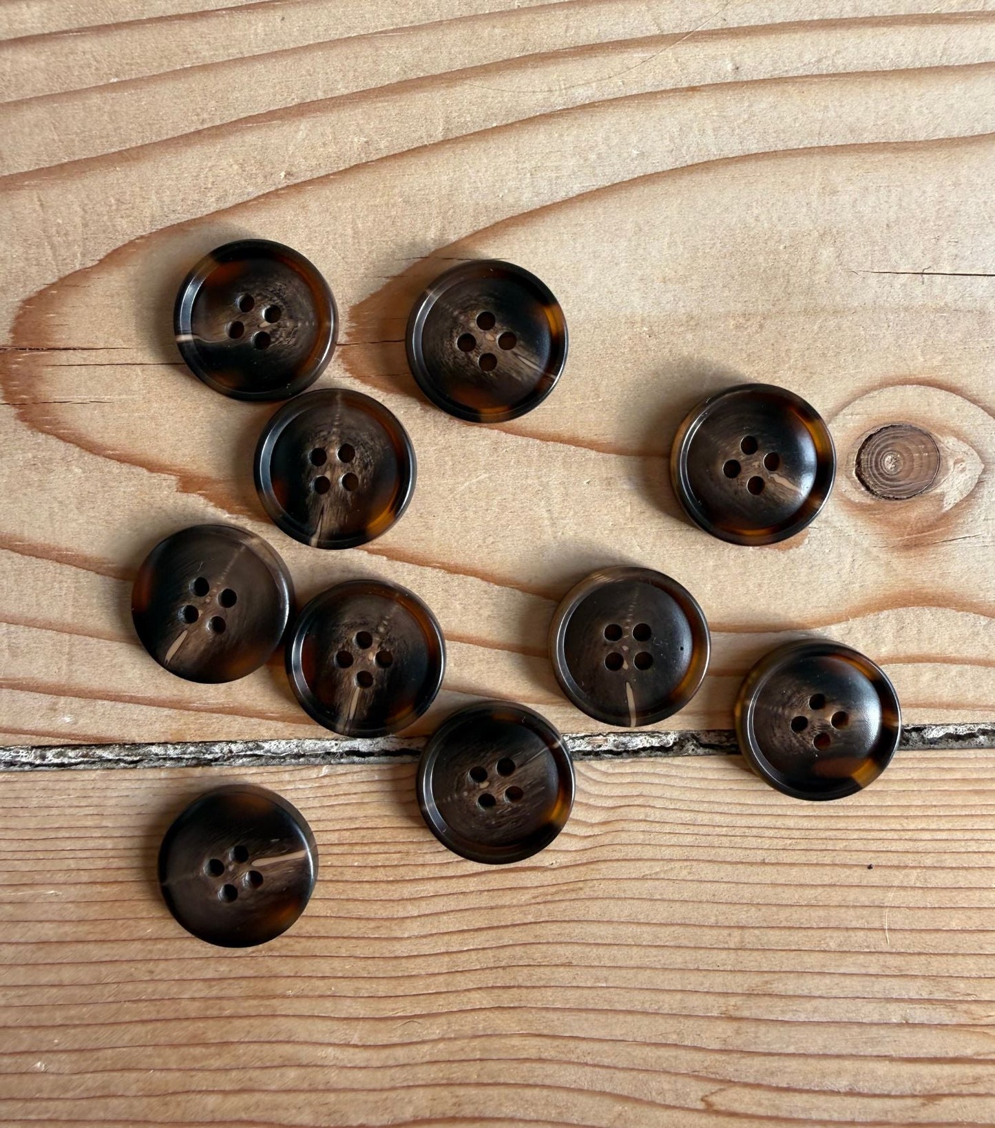 KNAPPER Ø17 MM - BRUN 6 STK - Axelknit