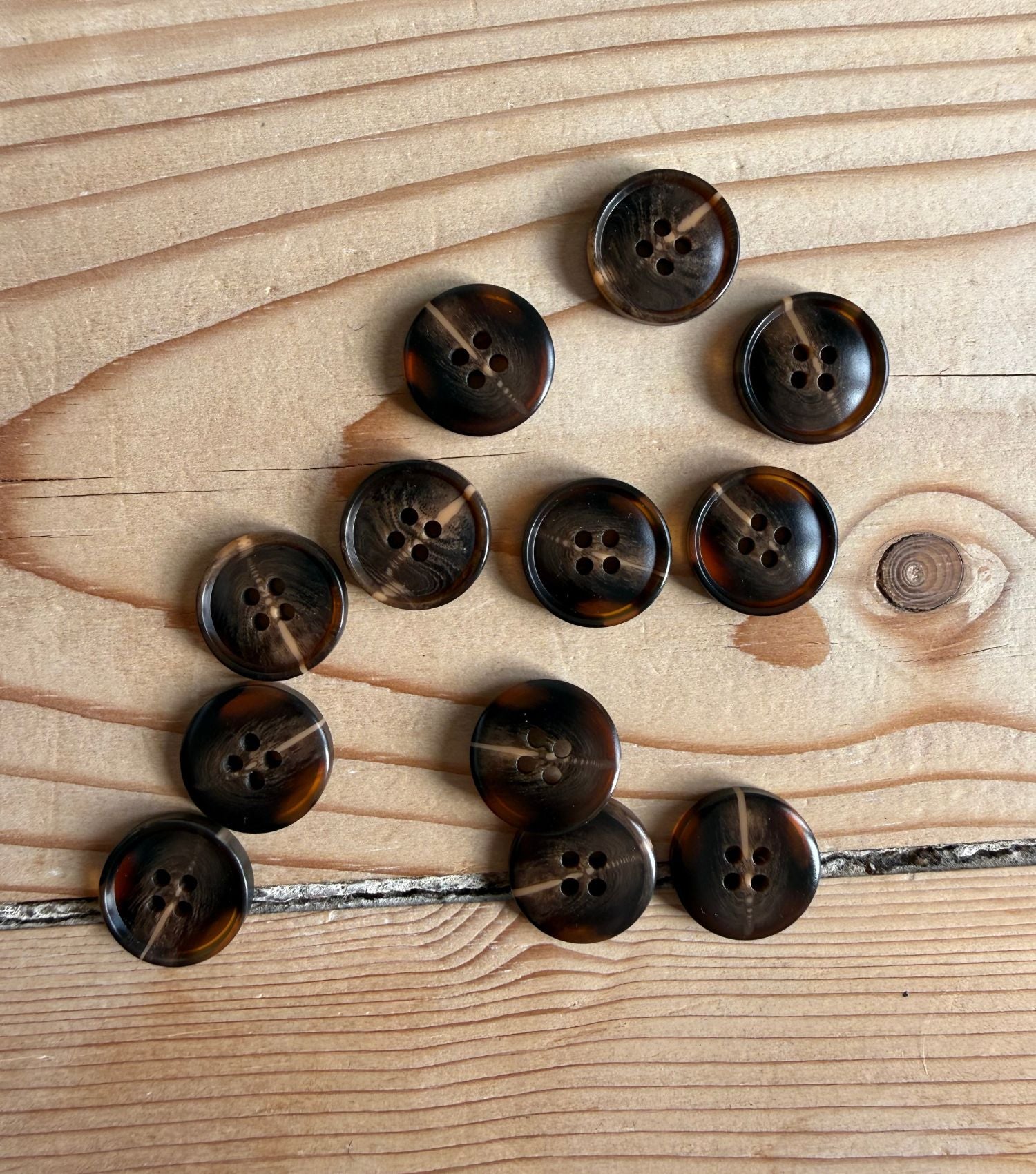 KNAPPER Ø20 MM - BRUN 6 STK - Axelknit