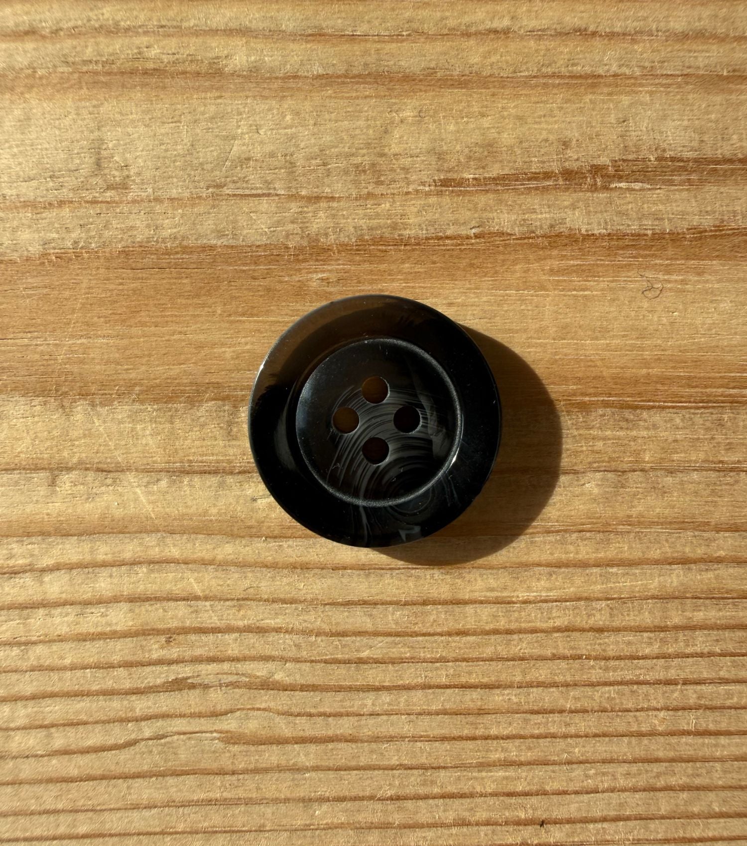 KNAPPER Ø20 MM - SORT 1 STK - Axelknit