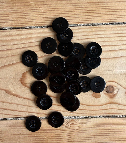 KNAPPER Ø20 MM - SORT 6 STK - Axelknit