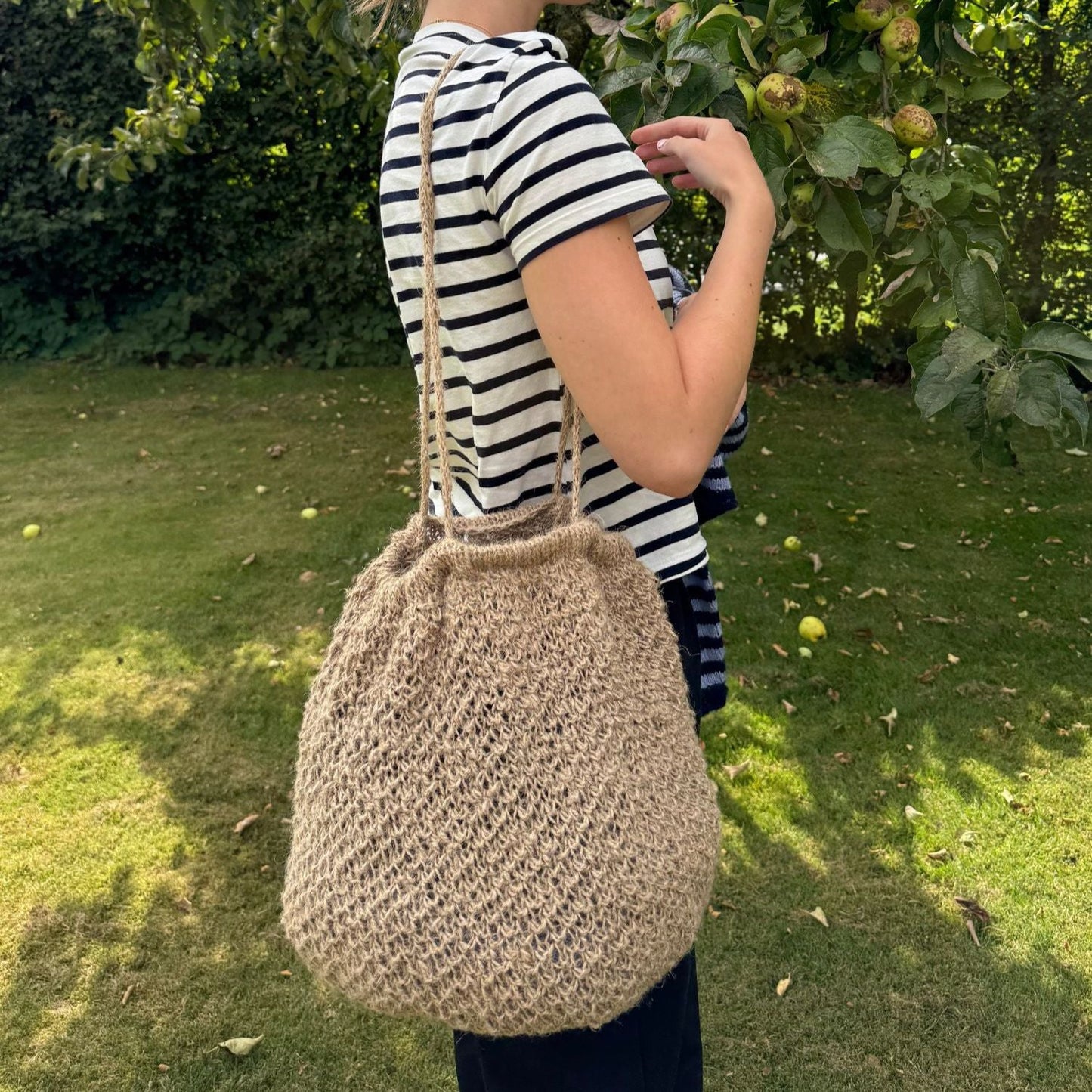 METTE BAG - Axelknit