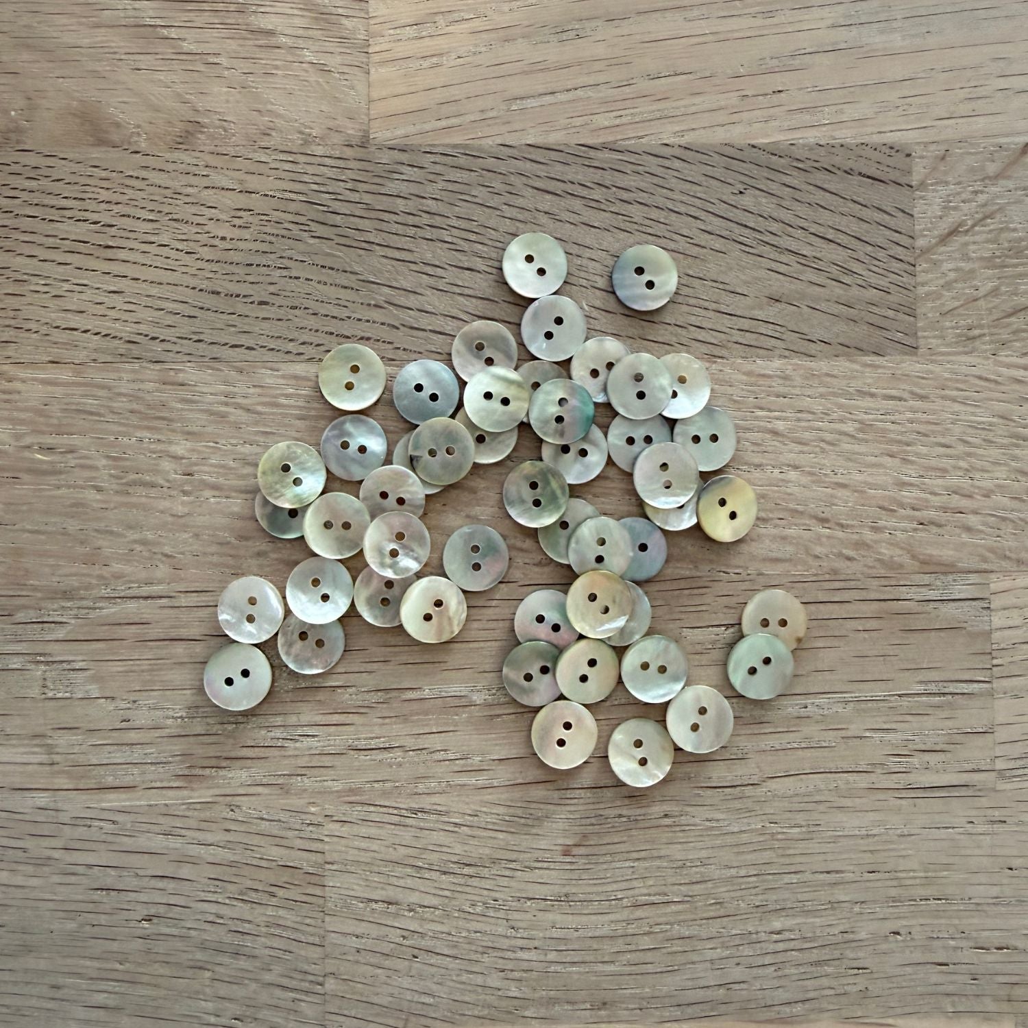 PERLEMORKNAPPER Ø11,4 MM - 12 STK - Axelknit