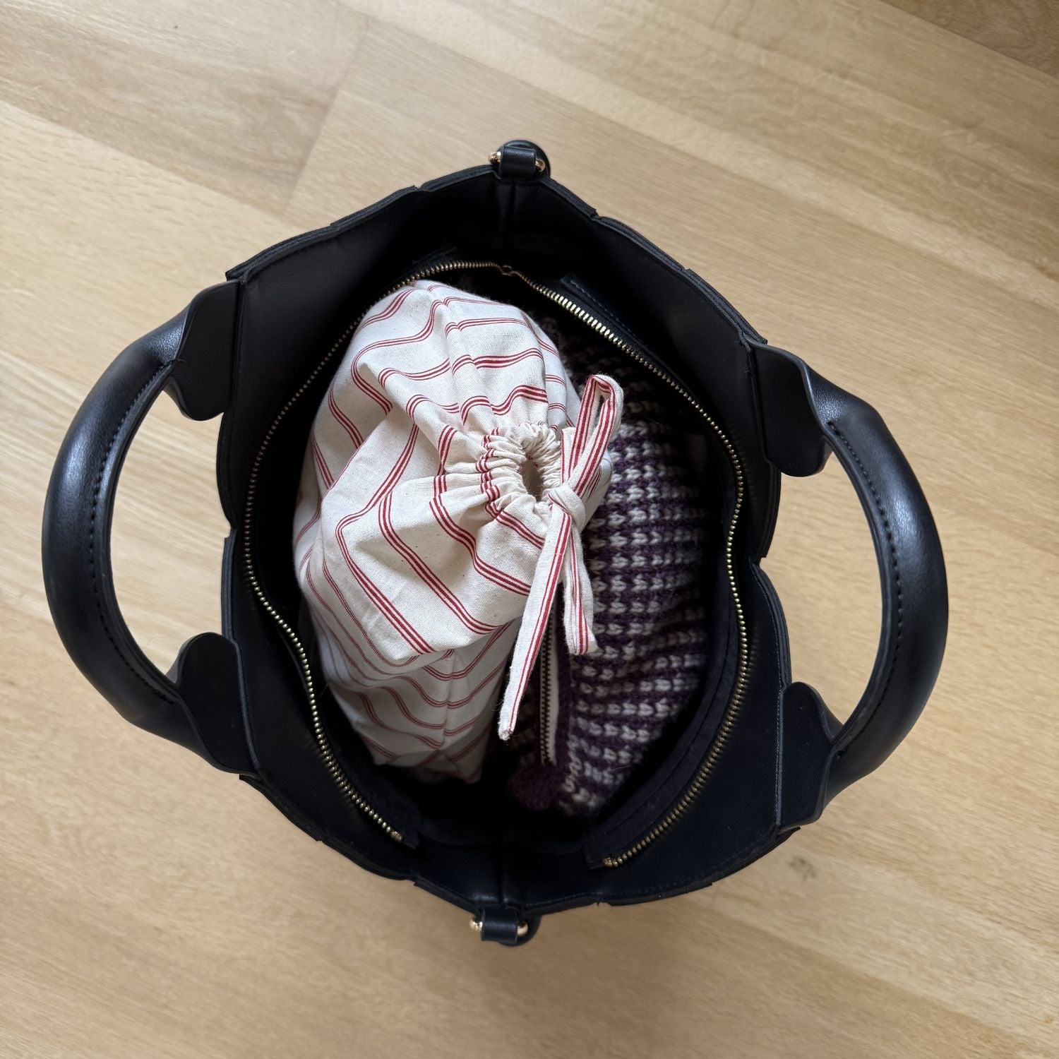 PROJEKTTASKE - Axelknit