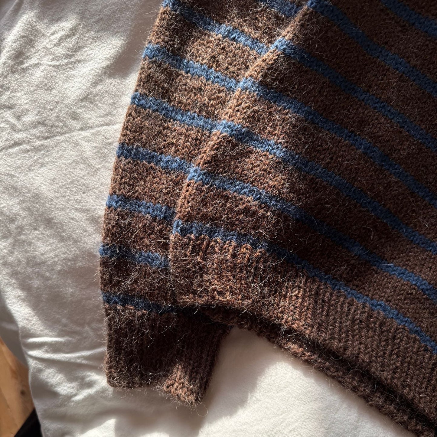 SAGA SWEATER - Axelknit