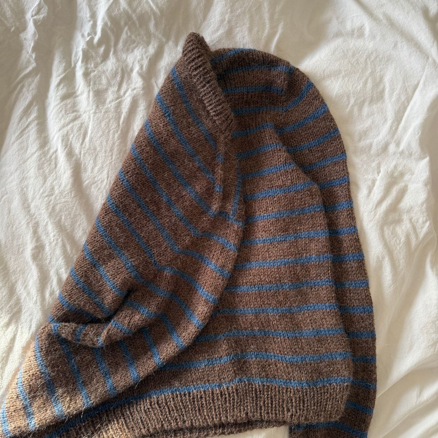 SAGA SWEATER - Axelknit