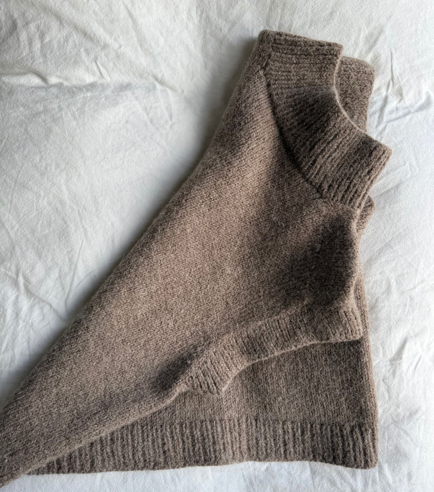 SILJE SLIPOVER - Axelknit