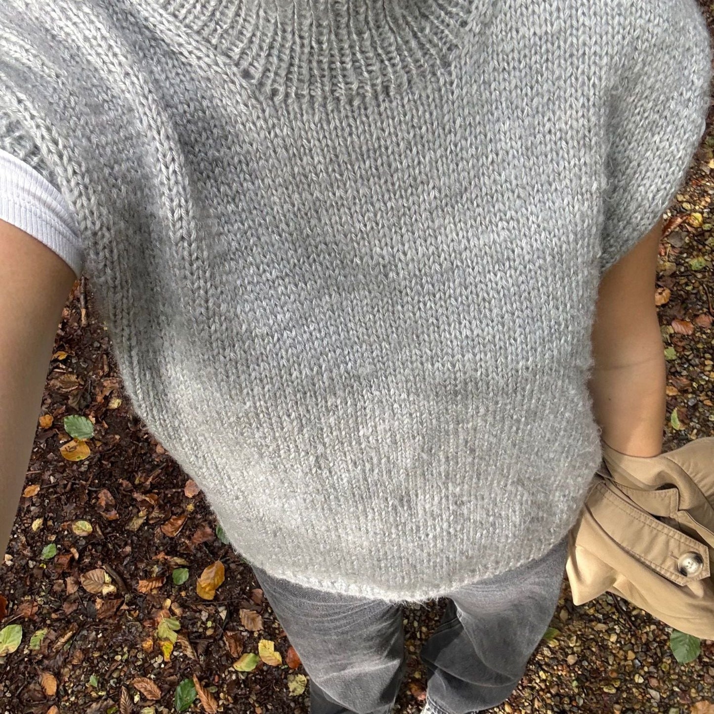 SILJE SLIPOVER - Axelknit