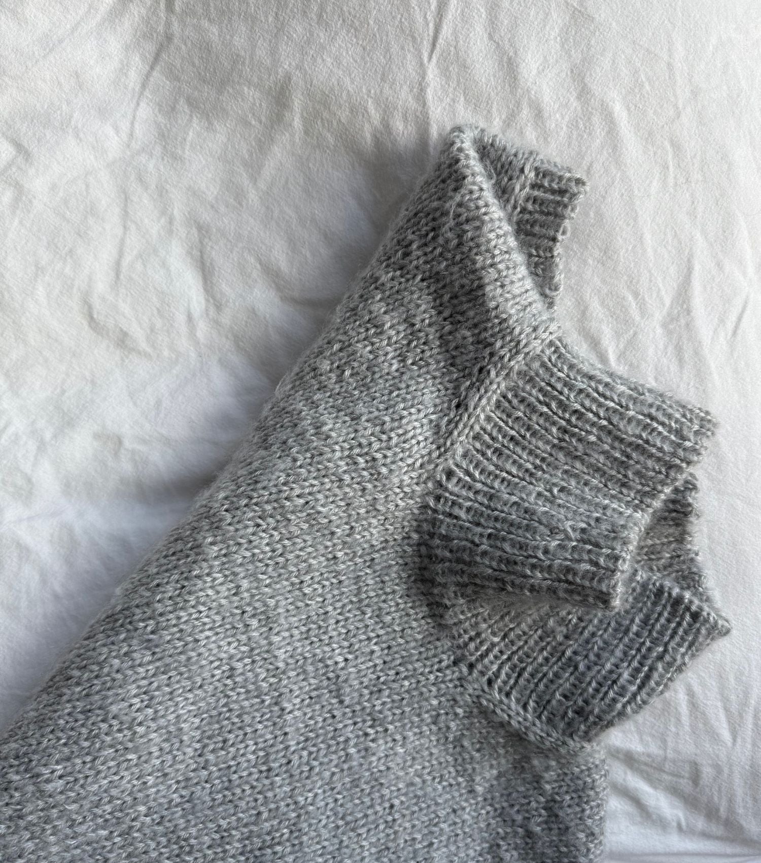 SILJE SLIPOVER - Axelknit