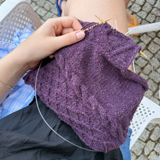 SONJA VEST - Axelknit