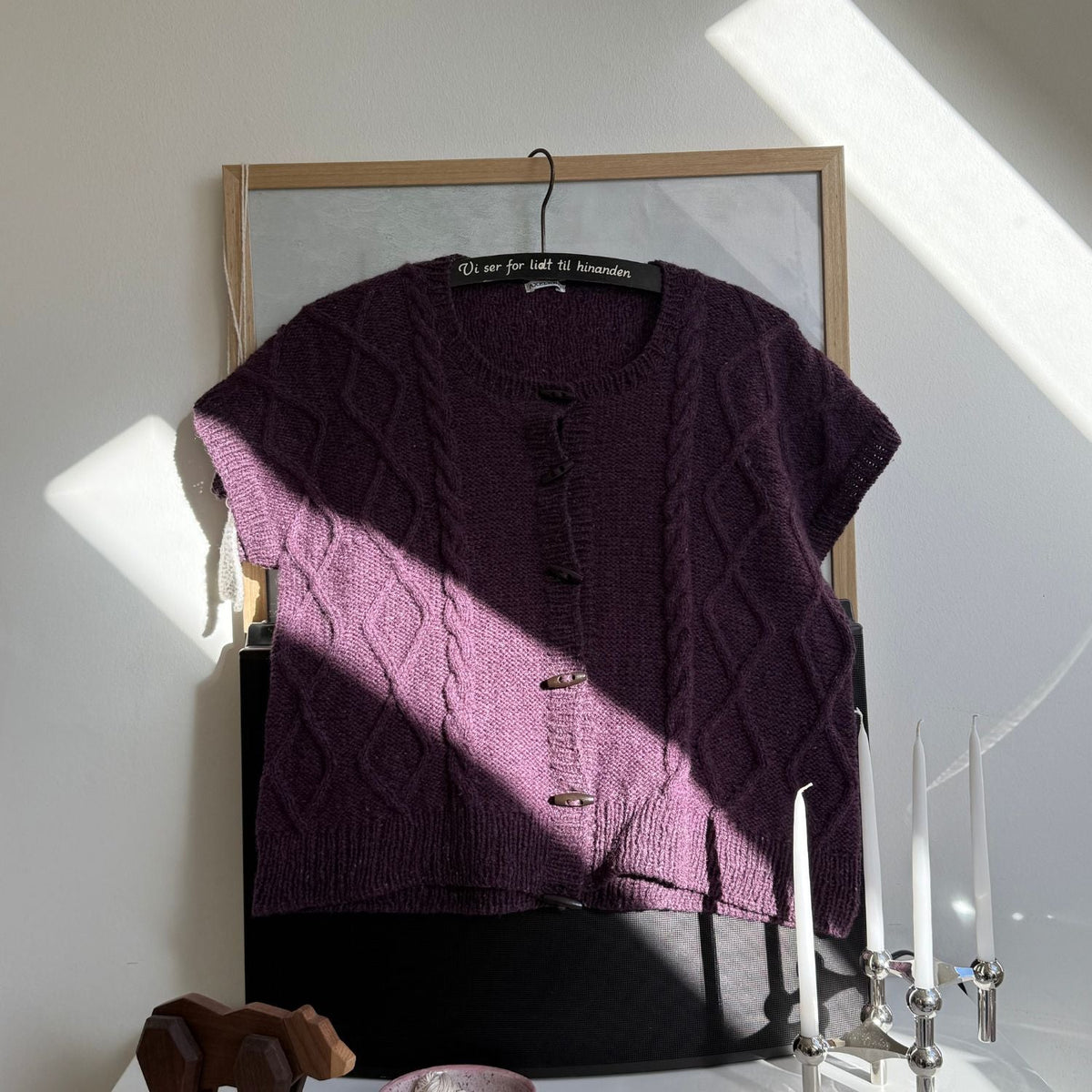 SONJA VEST - Axelknit