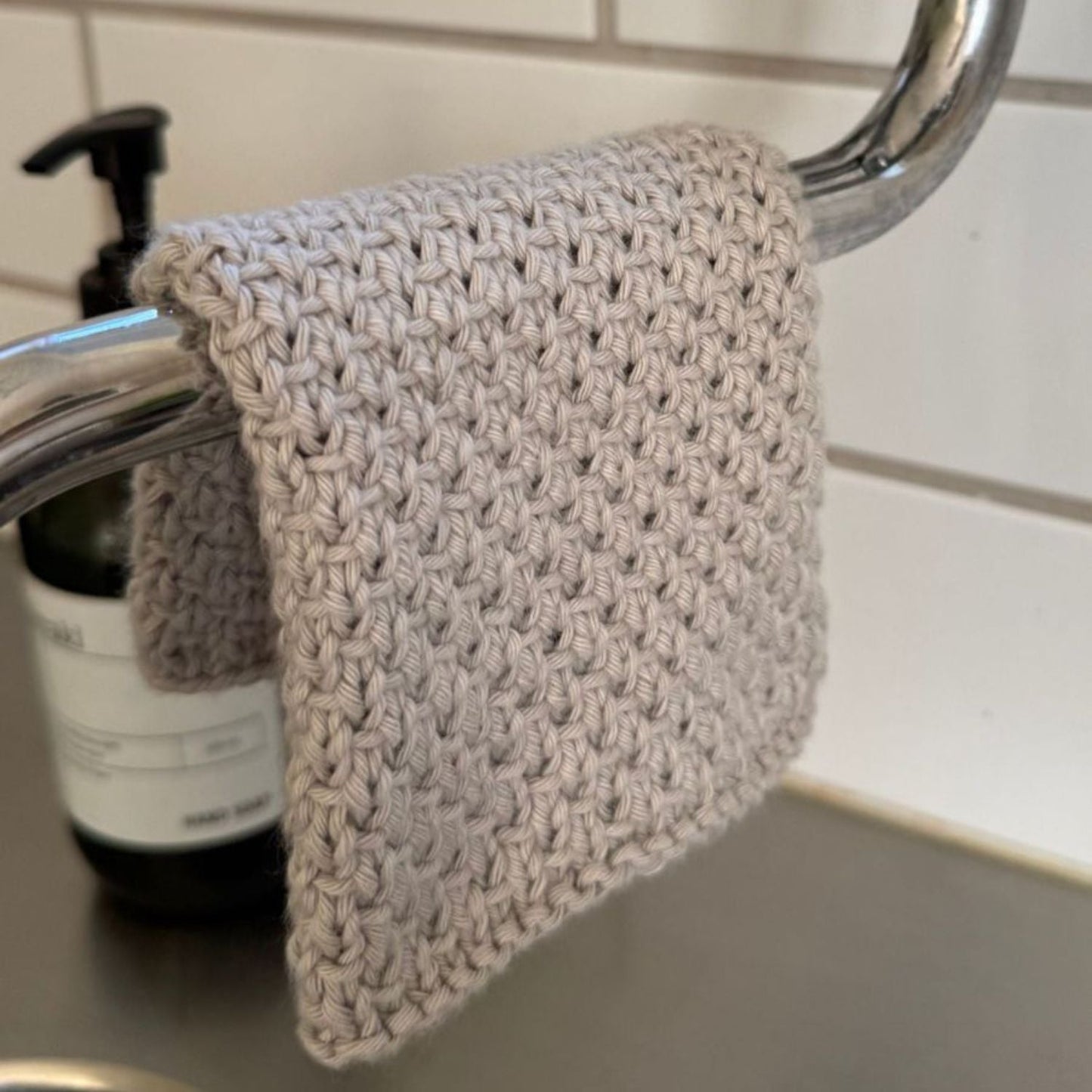 VIKTOR CLOTH - Axelknit